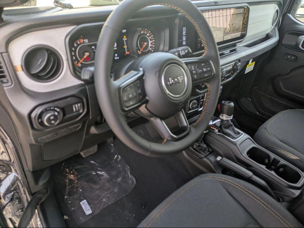new 2025 Jeep Gladiator car, priced at $46,810