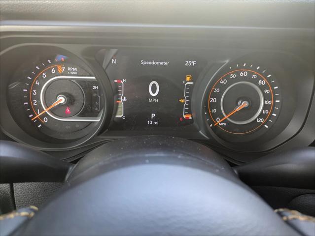 new 2025 Jeep Gladiator car, priced at $44,952