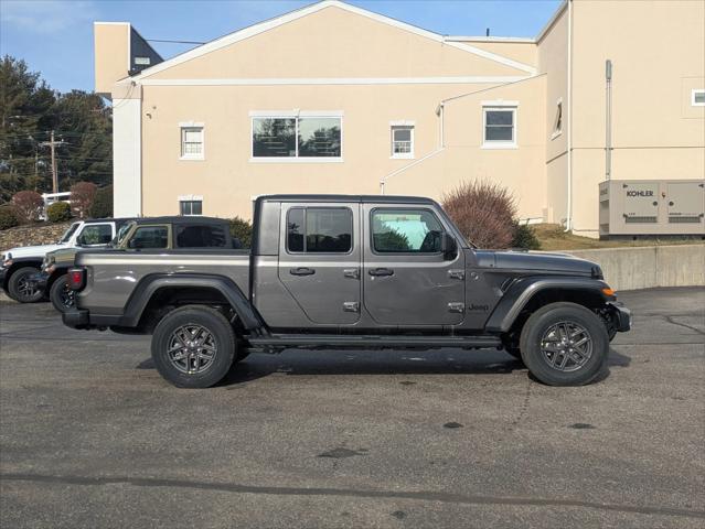 new 2025 Jeep Gladiator car, priced at $47,860