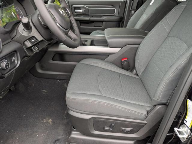 new 2025 Ram 3500 car, priced at $76,405