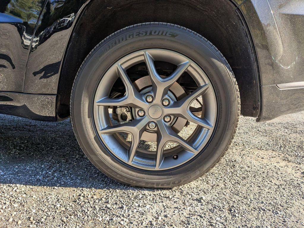 used 2020 Jeep Grand Cherokee car, priced at $25,999