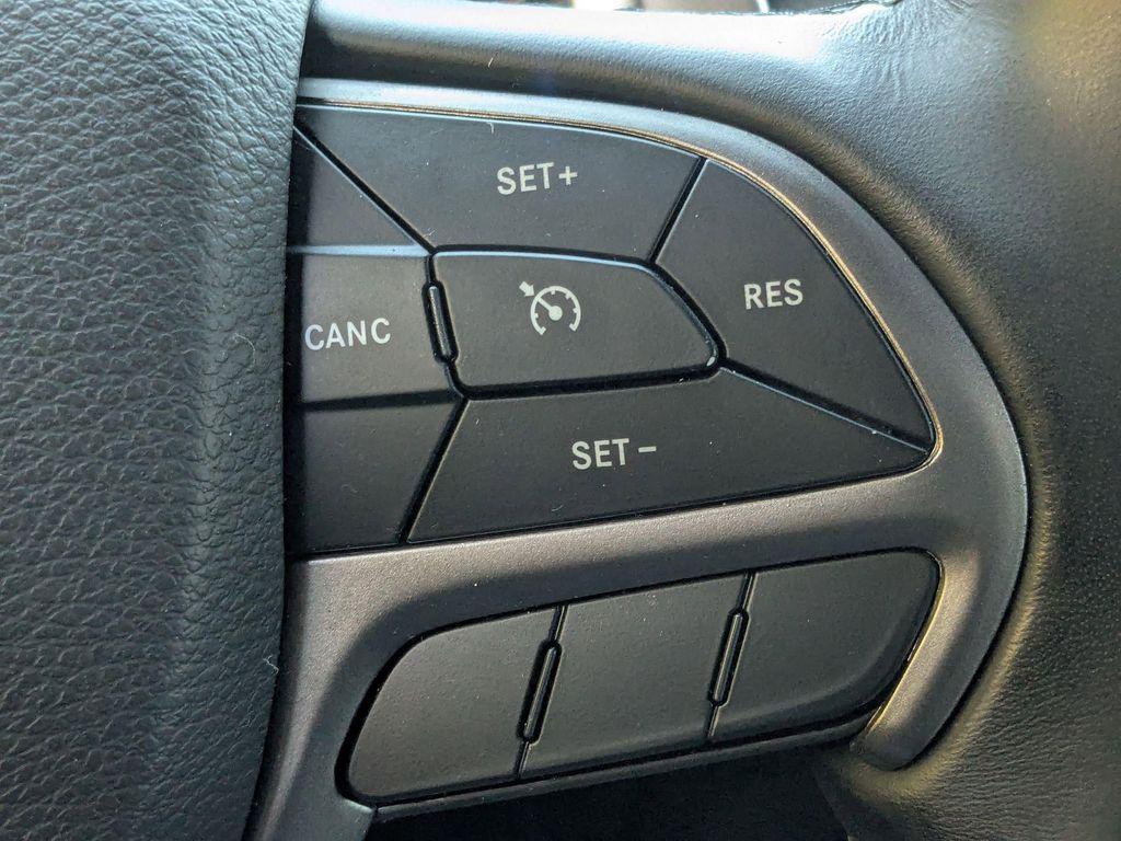 used 2020 Jeep Grand Cherokee car, priced at $25,999