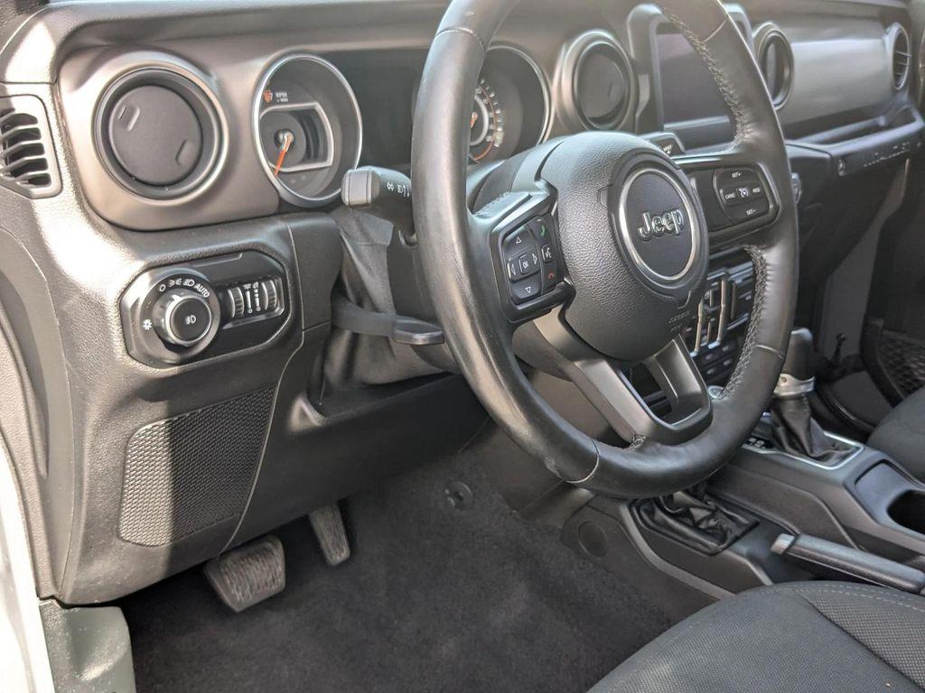 used 2021 Jeep Wrangler Unlimited car, priced at $33,999