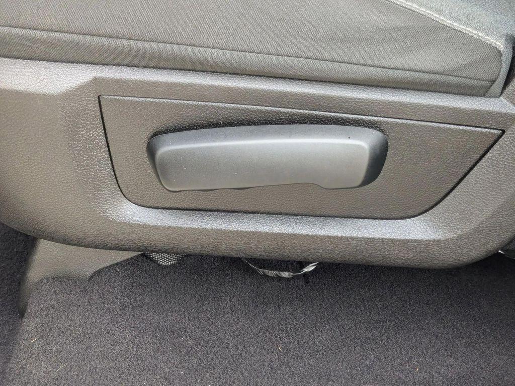 used 2022 Ram 1500 Classic car, priced at $35,499