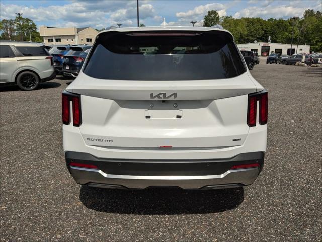 new 2025 Kia Sorento car, priced at $38,510