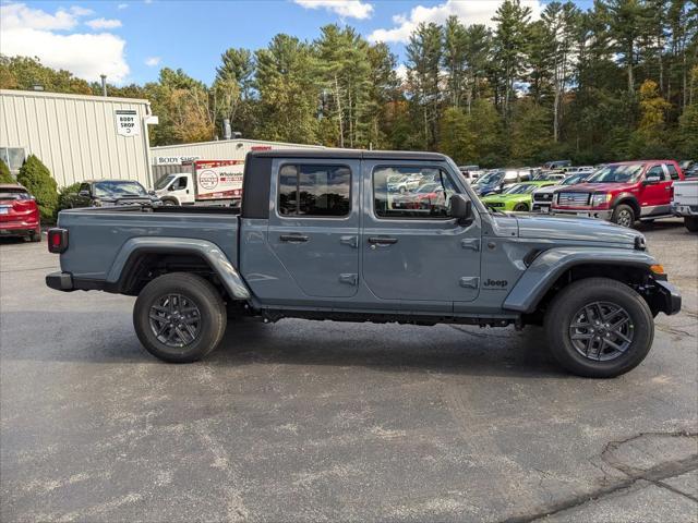 new 2024 Jeep Gladiator car, priced at $45,797