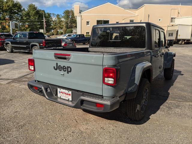 new 2024 Jeep Gladiator car, priced at $45,797