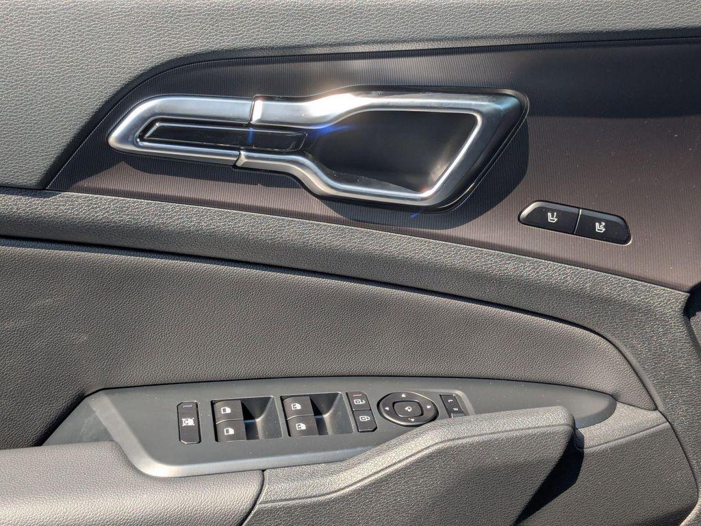 new 2026 Kia Sportage car, priced at $39,665