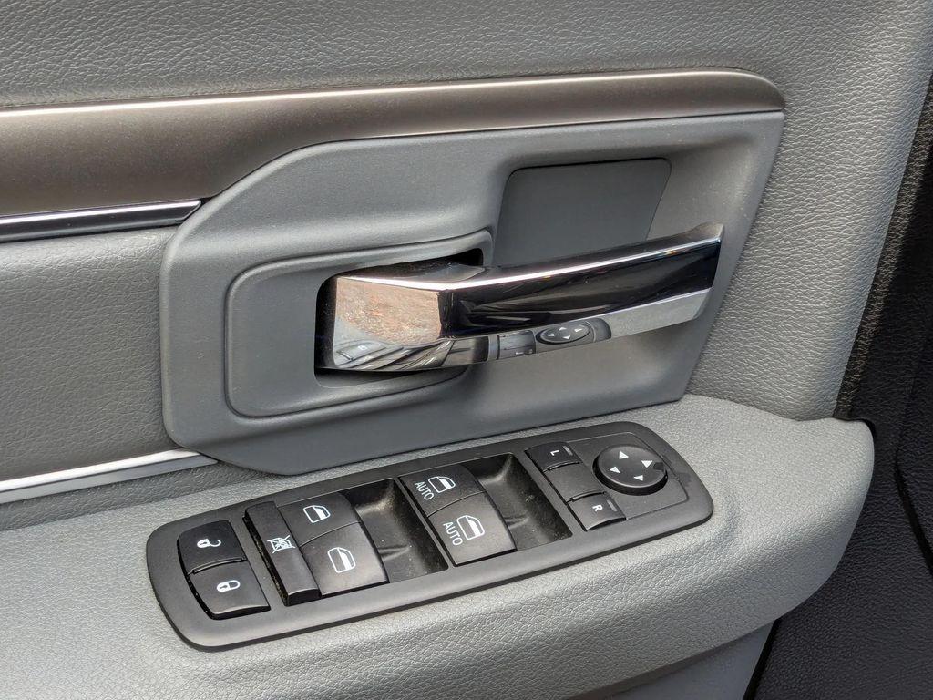 used 2020 Ram 1500 Classic car, priced at $27,999