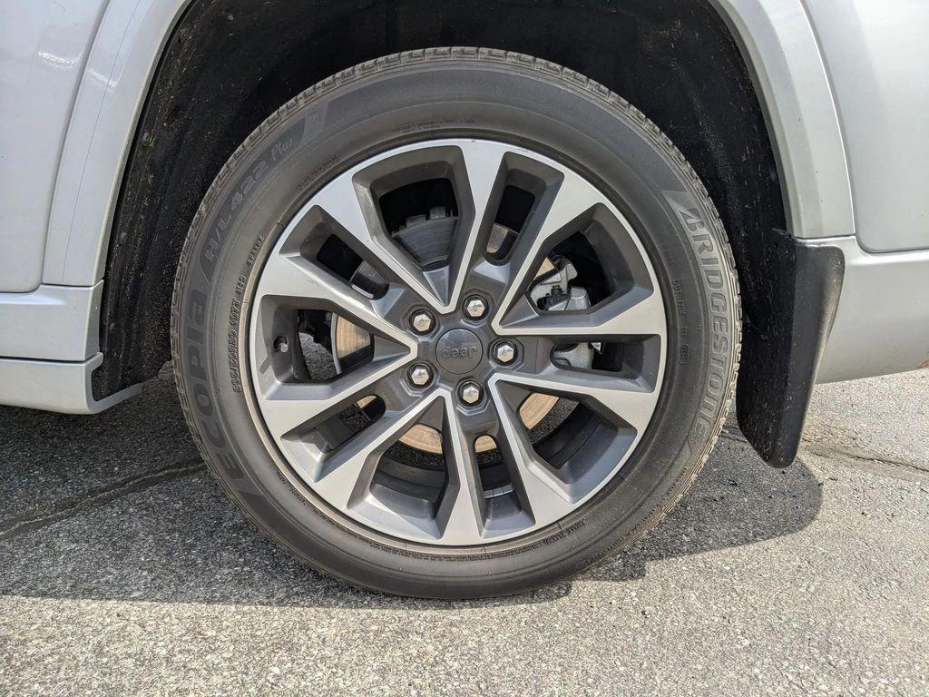 used 2022 Jeep Grand Cherokee L car, priced at $38,499