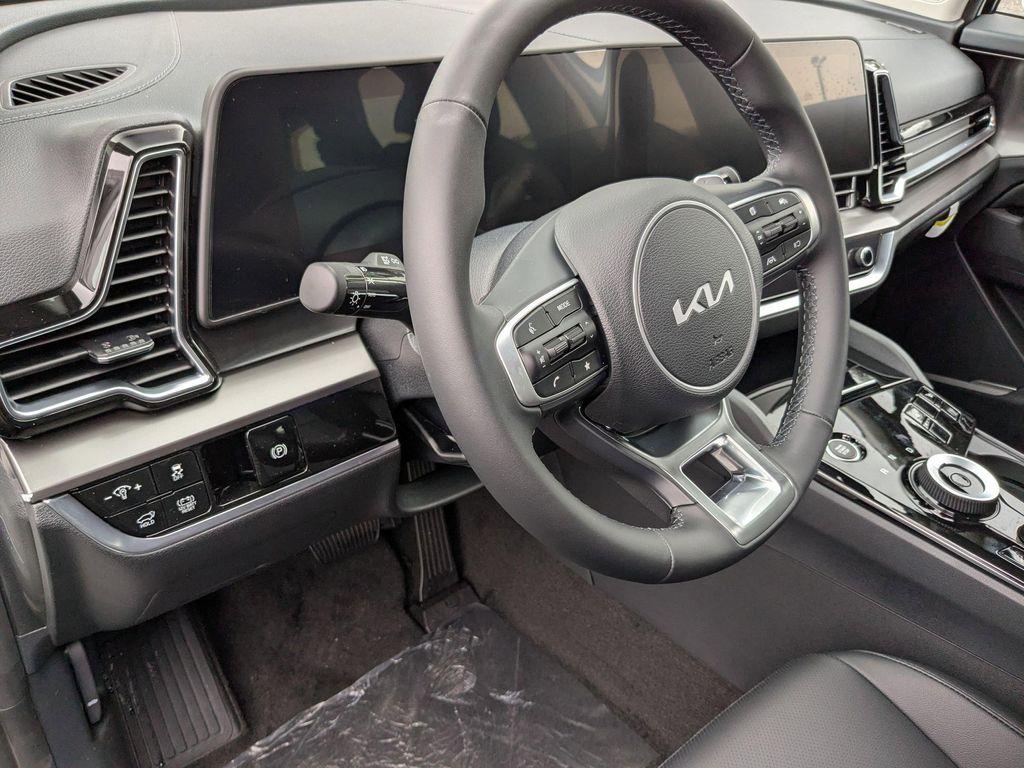 new 2025 Kia Sportage Hybrid car, priced at $35,555