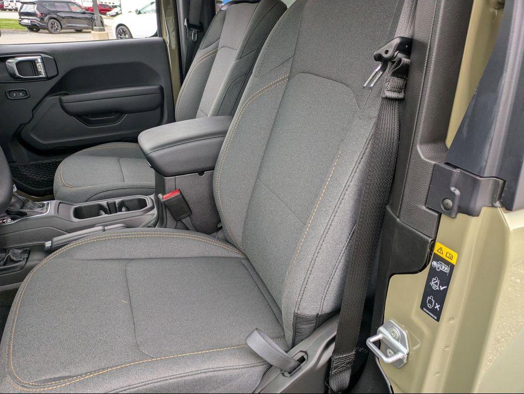 new 2026 Jeep Wrangler car, priced at $51,220