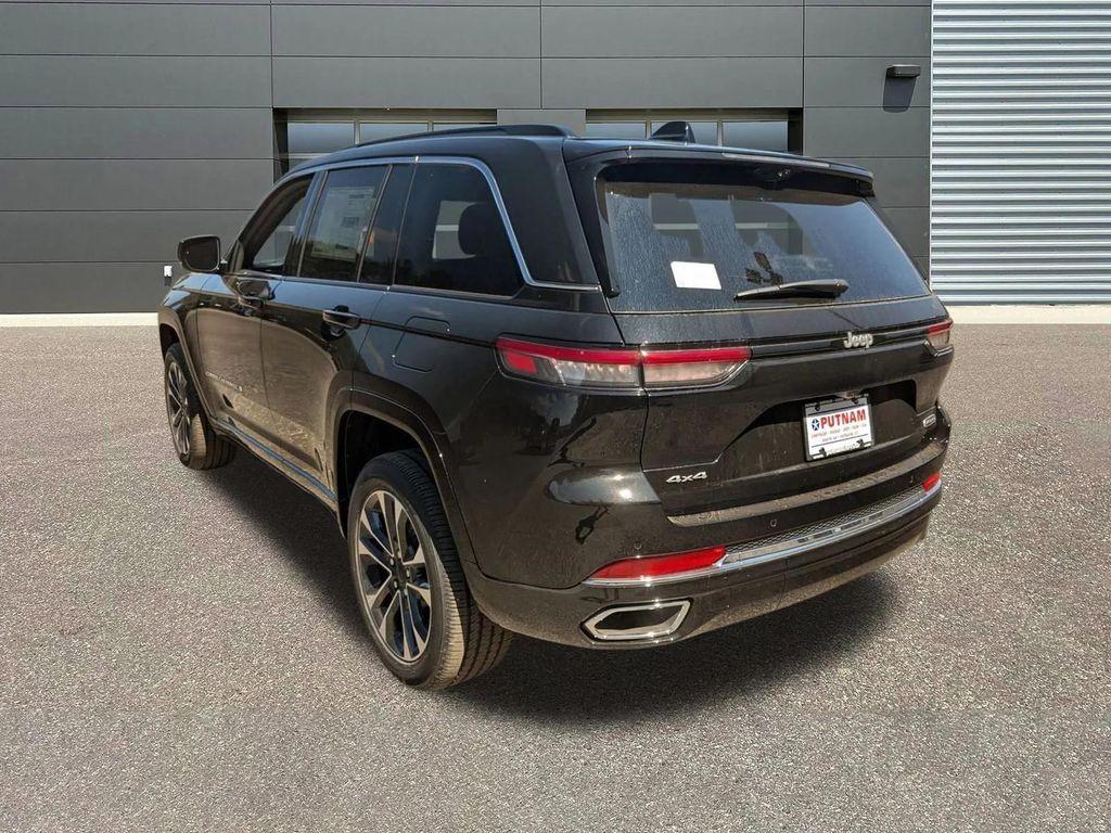 new 2025 Jeep Grand Cherokee car, priced at $57,369
