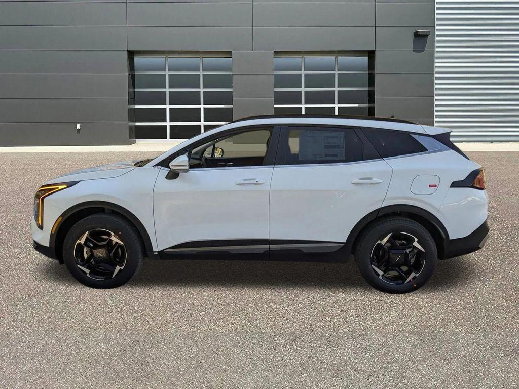 new 2026 Kia Sportage Hybrid car, priced at $36,660