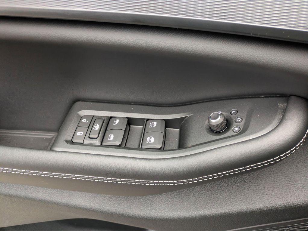 new 2025 Jeep Grand Cherokee L car, priced at $47,045