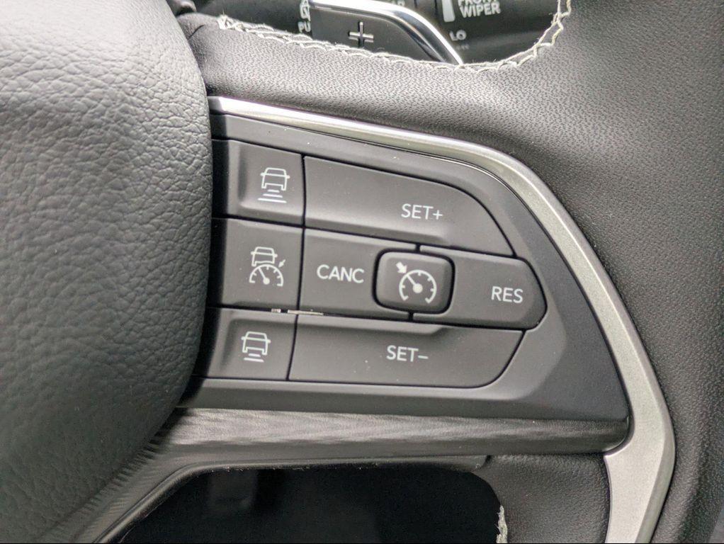 new 2025 Jeep Grand Cherokee L car, priced at $47,045