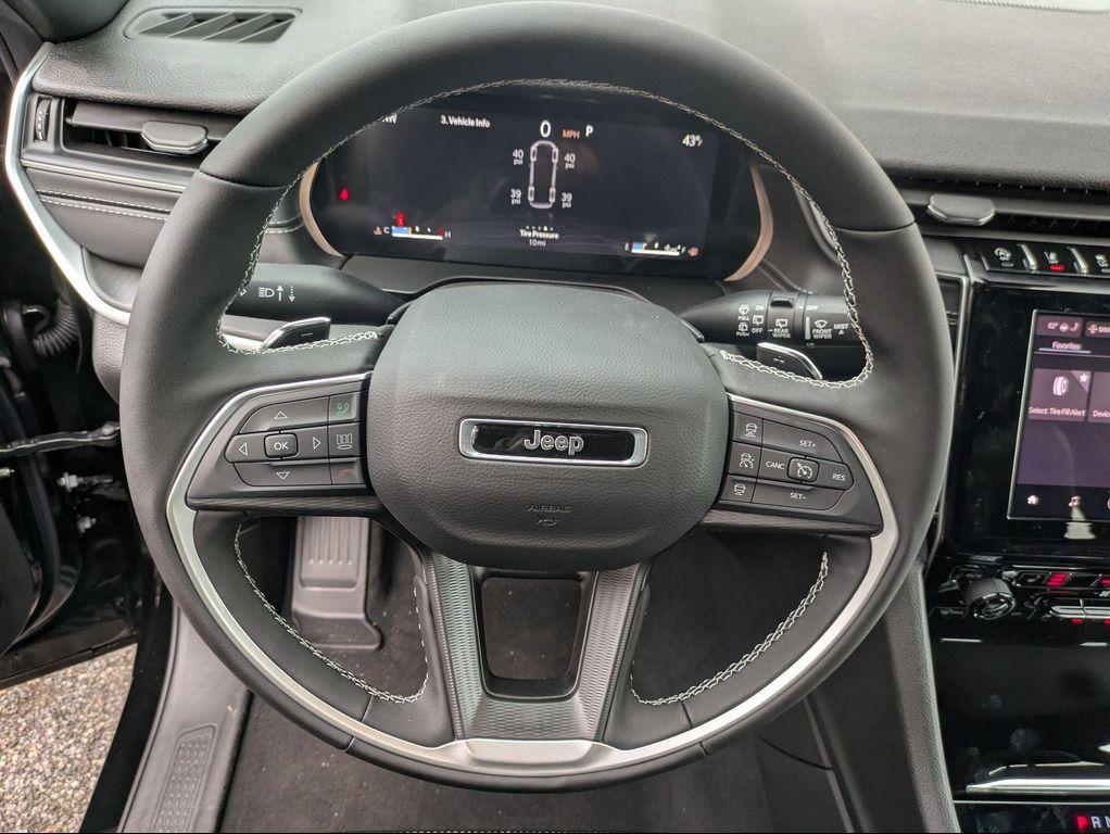 new 2025 Jeep Grand Cherokee L car, priced at $47,045