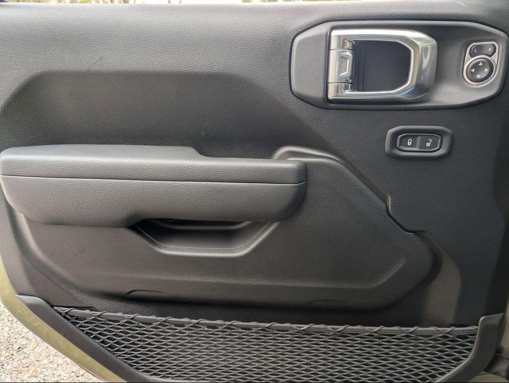 new 2026 Jeep Wrangler car, priced at $51,805