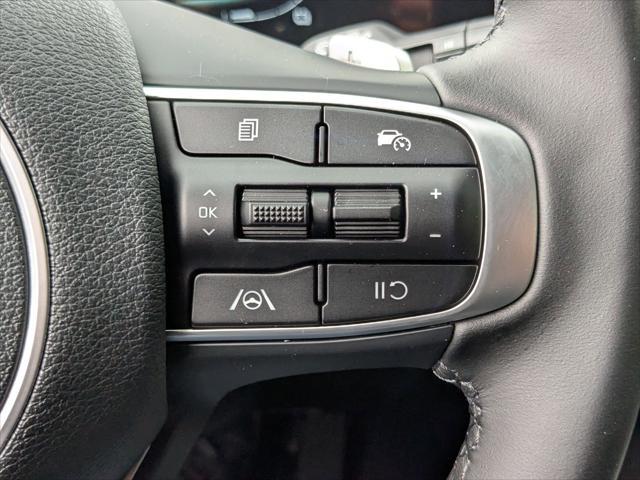 new 2025 Kia Sportage Hybrid car, priced at $35,621