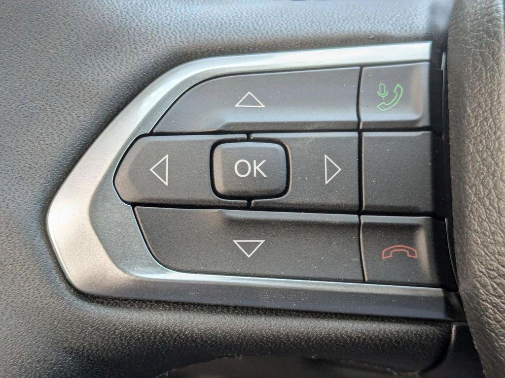 new 2025 Jeep Compass car, priced at $32,490