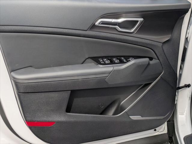 new 2025 Kia Sportage car, priced at $34,755