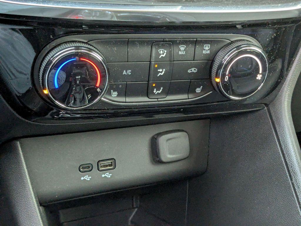 used 2024 Buick Encore GX car, priced at $22,499