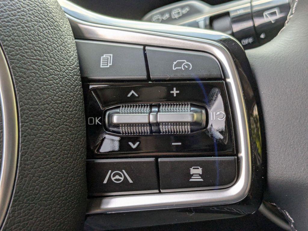 new 2025 Kia Sorento car, priced at $37,247
