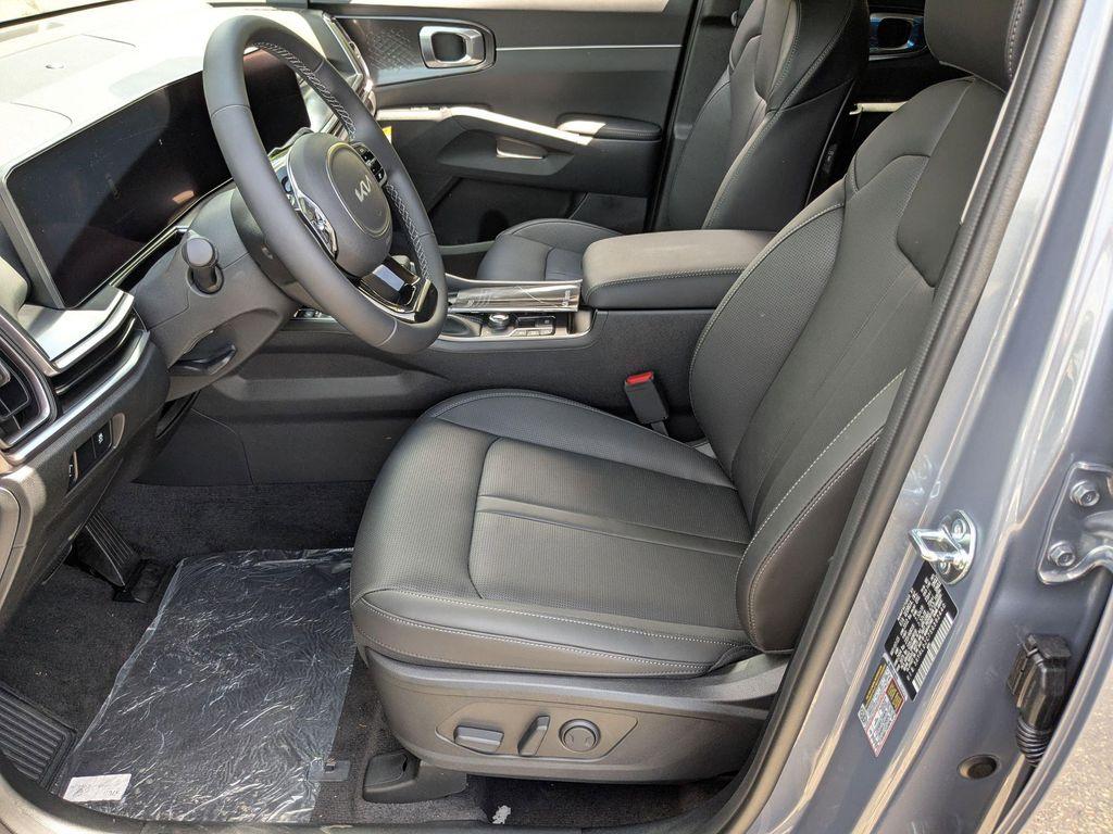 new 2025 Kia Sorento car, priced at $37,247