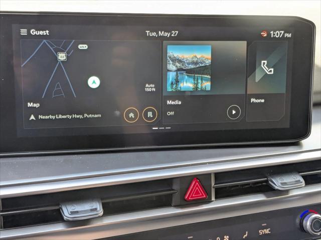 new 2025 Kia Sorento car, priced at $38,047