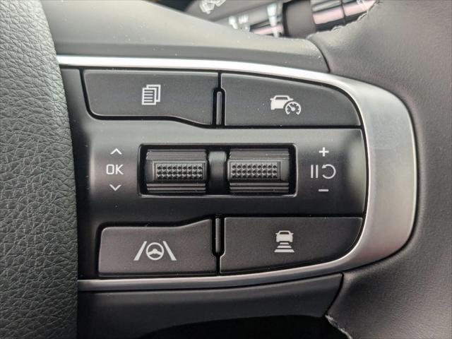 new 2025 Kia K5 car, priced at $33,723
