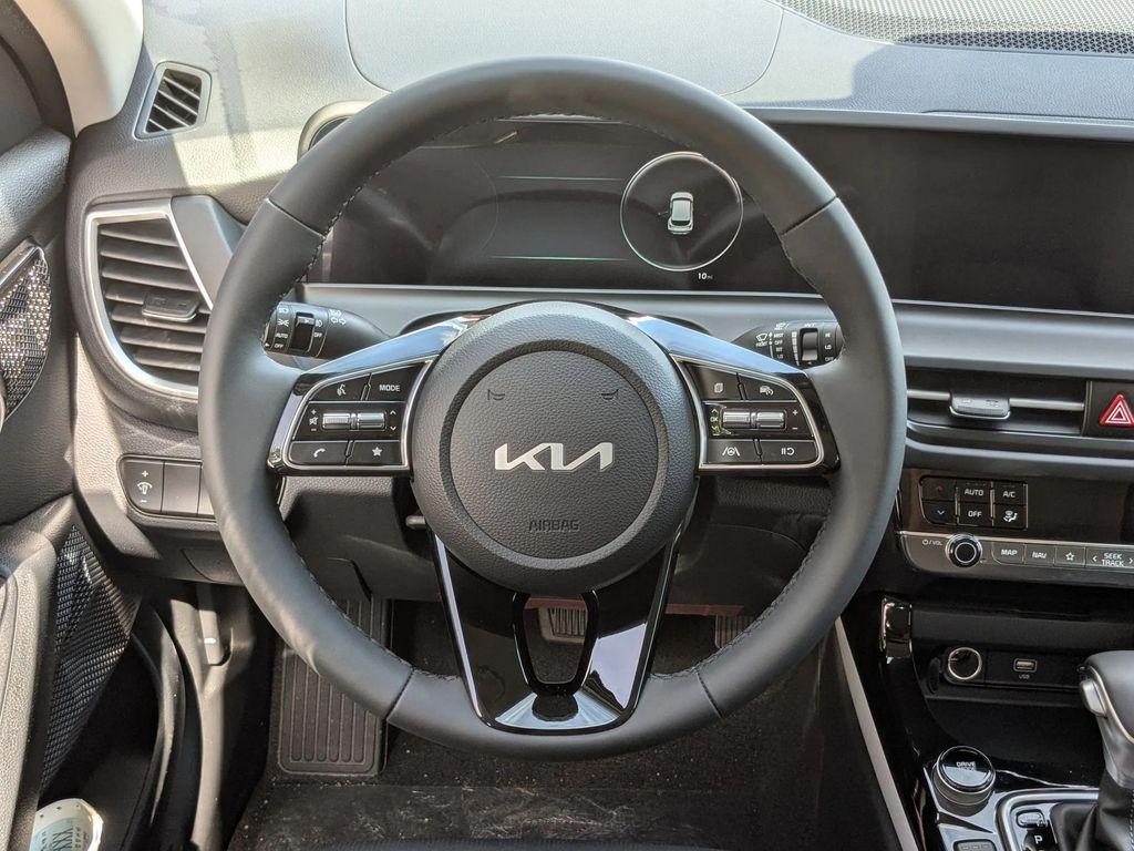 new 2026 Kia Seltos car, priced at $30,331