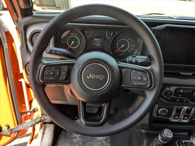 new 2025 Jeep Wrangler car, priced at $36,378
