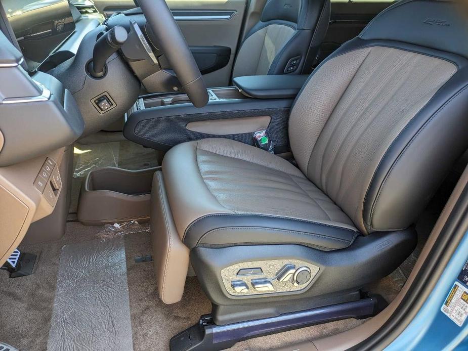 new 2024 Kia EV9 car, priced at $69,610