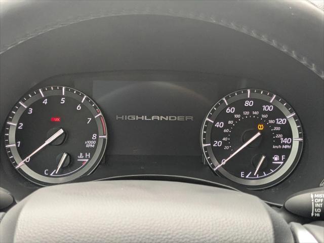 used 2021 Toyota Highlander car, priced at $31,499