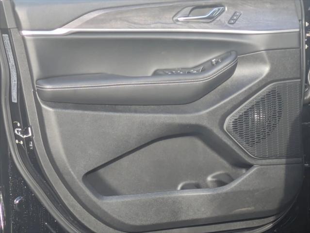 new 2025 Jeep Grand Cherokee car, priced at $48,860