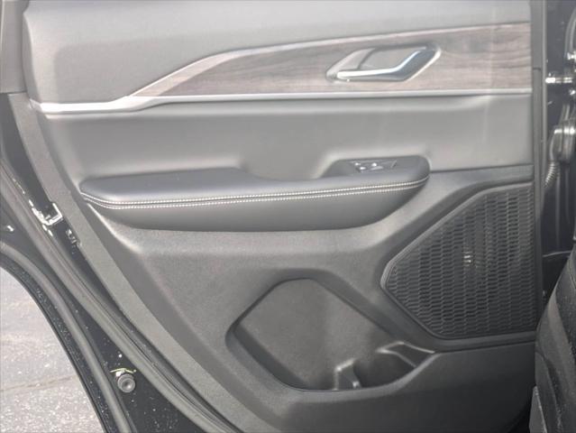 new 2025 Jeep Grand Cherokee car, priced at $48,860