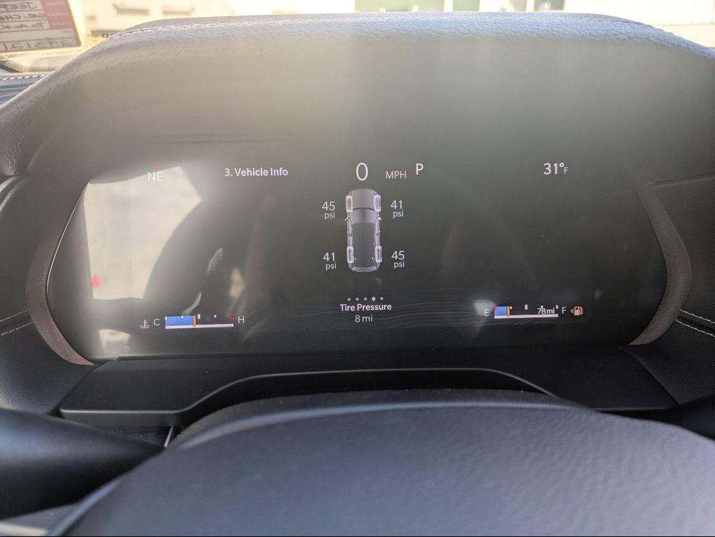 new 2025 Jeep Grand Cherokee car, priced at $47,999