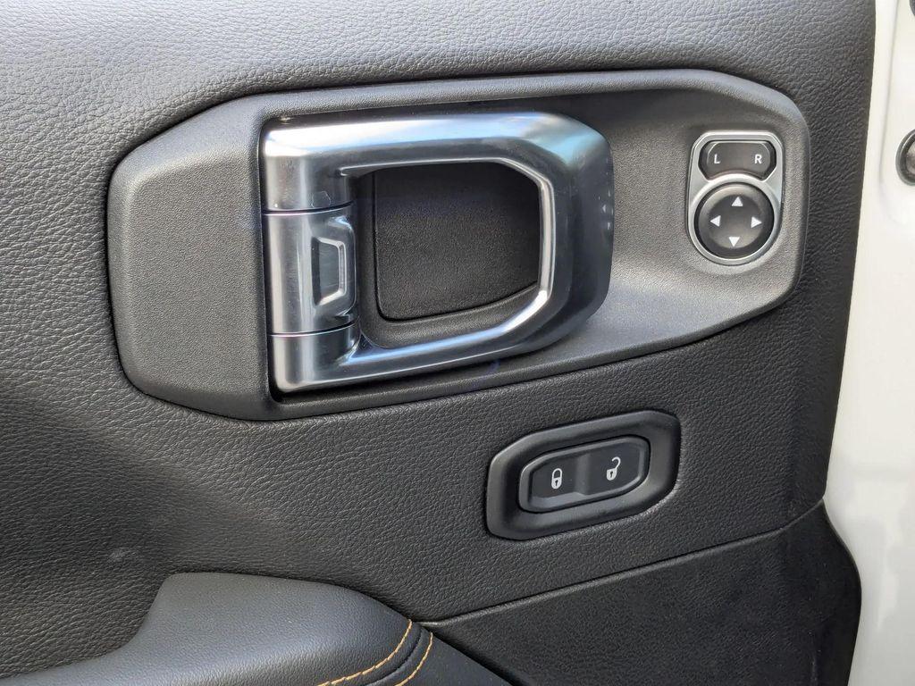 new 2025 Jeep Wrangler car, priced at $50,825