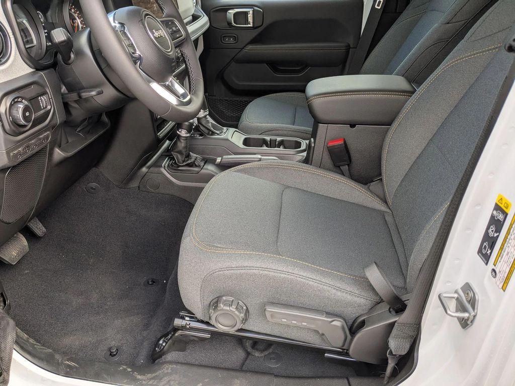 new 2025 Jeep Wrangler car, priced at $50,825