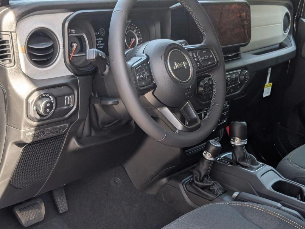 new 2025 Jeep Gladiator car, priced at $46,049