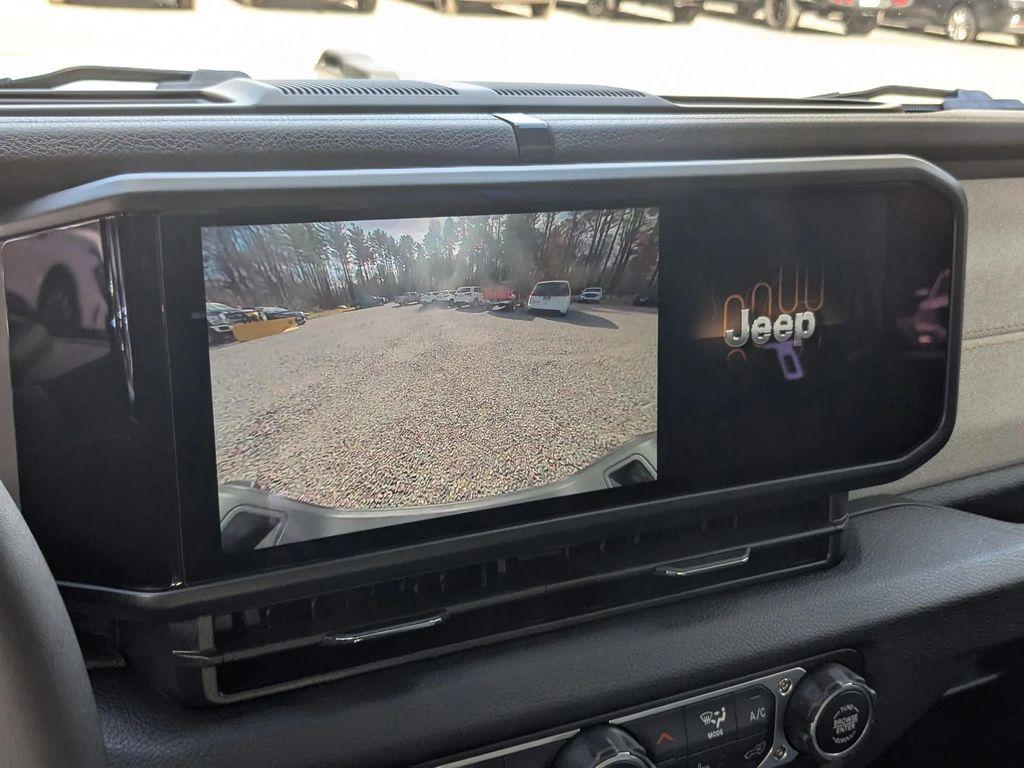 new 2025 Jeep Gladiator car, priced at $46,049