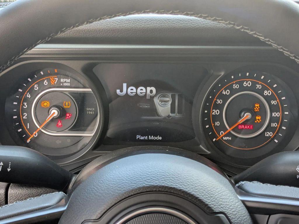 new 2025 Jeep Gladiator car, priced at $46,049