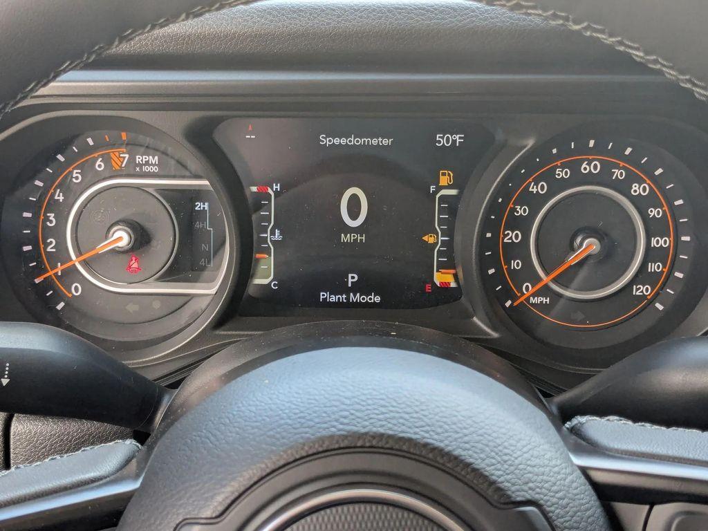 new 2025 Jeep Gladiator car, priced at $46,049