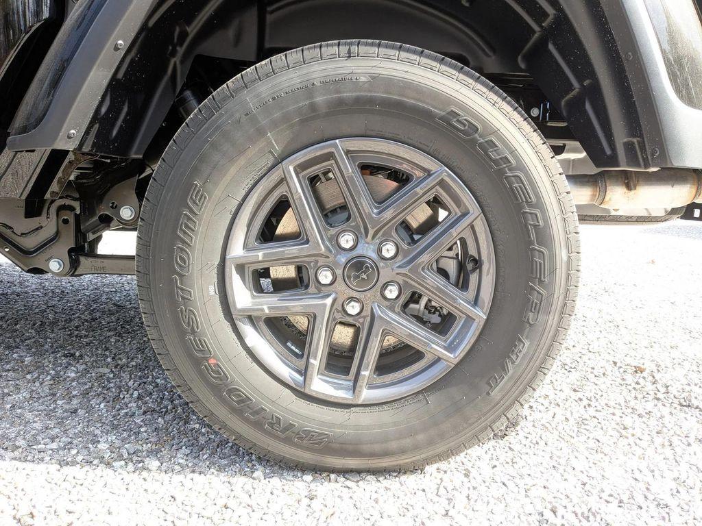 new 2025 Jeep Gladiator car, priced at $46,049