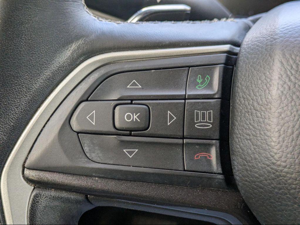 used 2022 Jeep Grand Cherokee L car, priced at $30,999