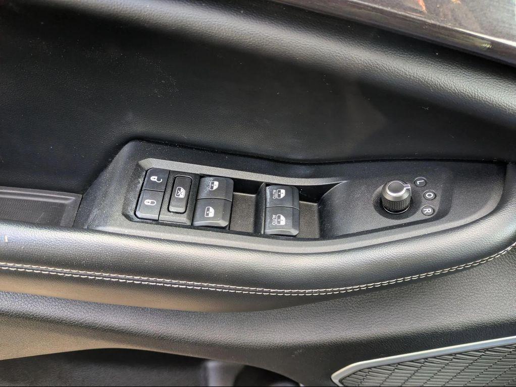 used 2022 Jeep Grand Cherokee L car, priced at $30,999