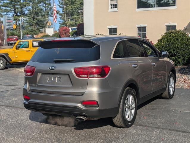 used 2019 Kia Sorento car, priced at $19,327