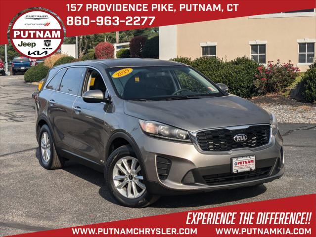 used 2019 Kia Sorento car, priced at $19,327