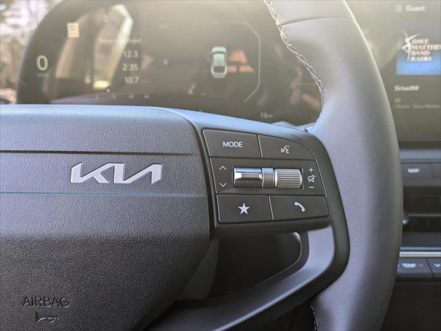 new 2025 Kia K4 car, priced at $25,715