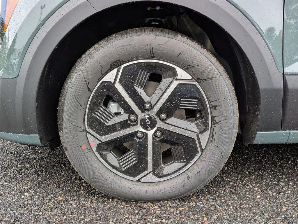 new 2025 Kia Niro car, priced at $31,031